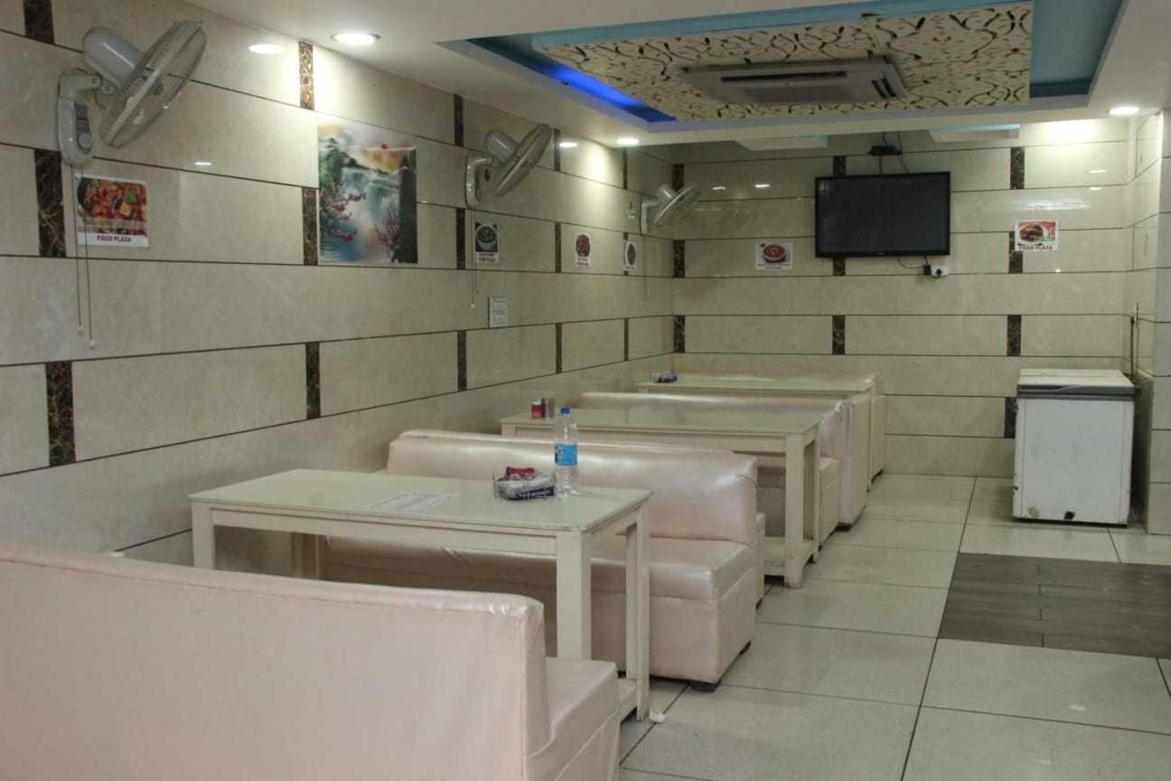 Hotel O Food Plaza Zirakpur Ngoại thất bức ảnh